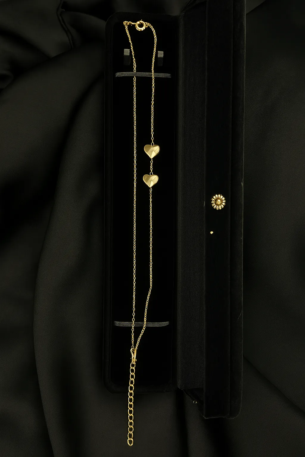Mehergul Payal - Gold Anklet with Heart Charms - Image 2