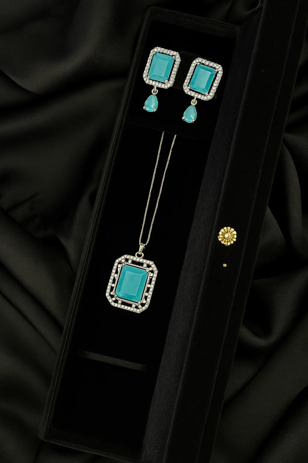 Feroza Ice Queen Set - Turquoise Gem in Silver