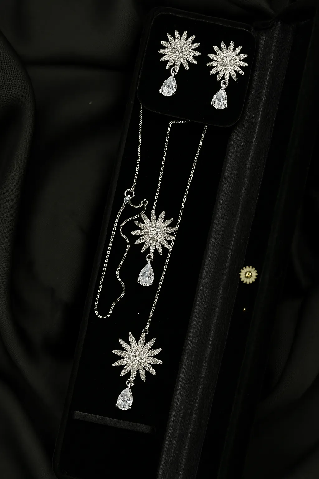 Chamak Tara Set - Silver Starburst Pendant Drop