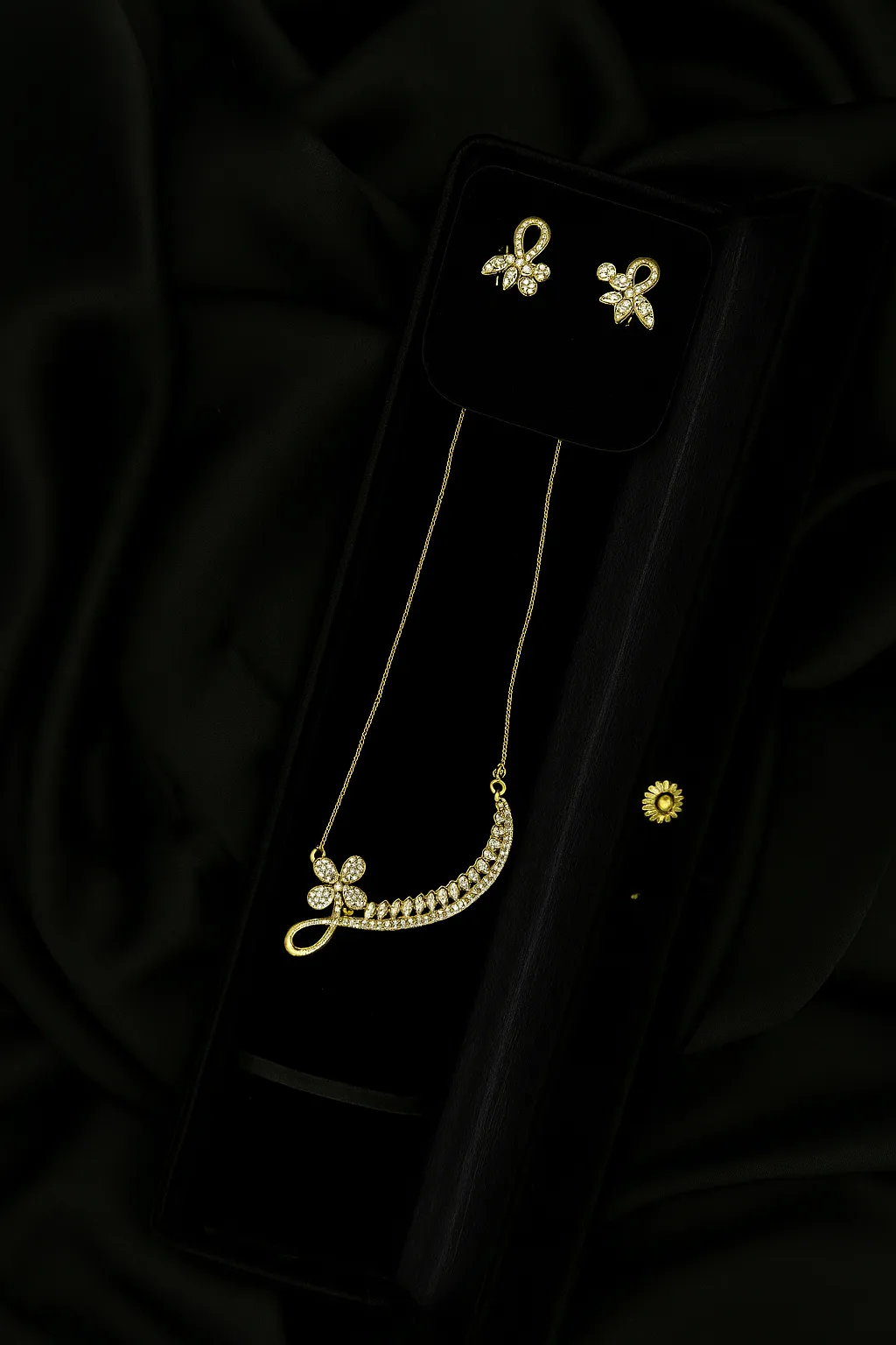Chandni Zari Set - Golden Crescent Pendant Design - Image 2